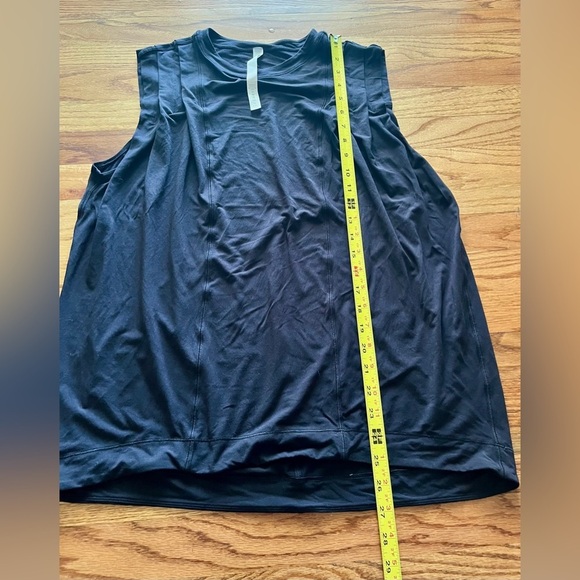Lululemon Modal Pleated Shoulder Tank - Black - Size 6 - Picture 5 of 8
